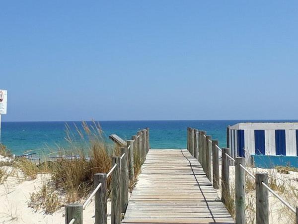 Conceição Marinho - 2 Bedroom 2 Bathroom Ground Floor Apartment With Communal Pool And Gardens المظهر الخارجي الصورة